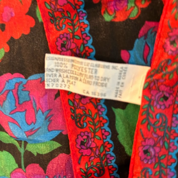 VINTAGE LIZ CLAIBORNE FLORAL POLYESTER MADE IN KOREA OBLONG SCARF - Picture 4 of 6